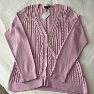 Cable knit lightweight sweater